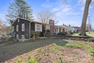 709 S Cedar St, Lincolnton, NC 28092