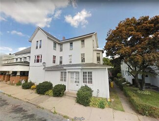 31 N 3rd St, Bangor, PA 18013