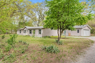 575 E 900 N, Wheatfield, IN 46392