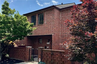 2259 Pernoshal Ct, Atlanta, GA 30338