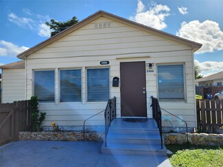 2466 Lincoln St Unit house, Hollywood, FL 33020