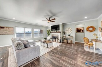 22625 Regent Dr, Athens, AL 35613