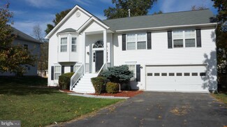 345 Montgomery Cir, Stephens City, VA 22655