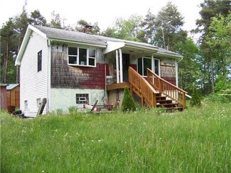 9648 Dow Rd, Freedom, NY 14065