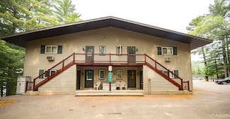 1717C Summers Dr Unit Building 1, Eagle River, WI 54521