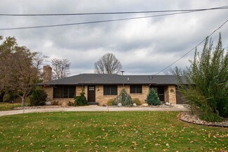 1035 Chippewa St, Jenison, MI 49428