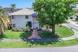 8906 SW 69th St, Miami, FL 33173