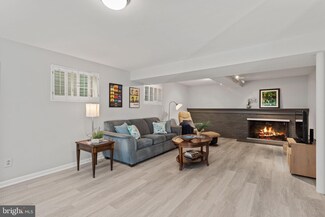 512 N Lombardy St, Arlington, VA 22203