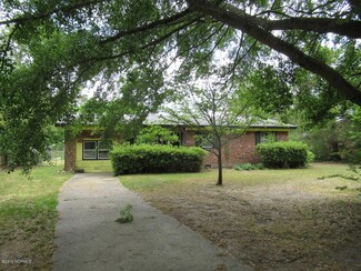 104 Station Rd, Wilmington, NC 28405