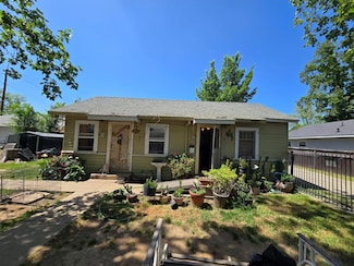 3824 47th St, Sacramento, CA 95820