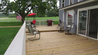 n 8172 County Rd E, Brooklyn, WI 53521