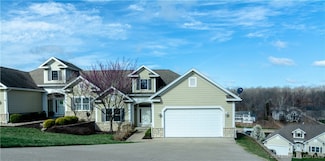 12 Southern Pine Ln, Lake Ozark, MO 65049