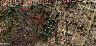 026 Davis St, New Bern, NC 28562