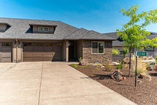 2740 NW Fairway Heights Dr, Bend, OR 97703