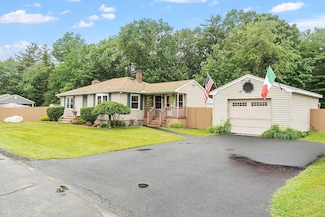 29 Miles St, Fitchburg, MA 01420