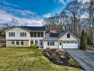 43 Colonial Way, North Dartmouth, MA 02747