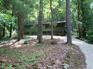 3208 Autumn Rd SW, Bowerston, OH 44695