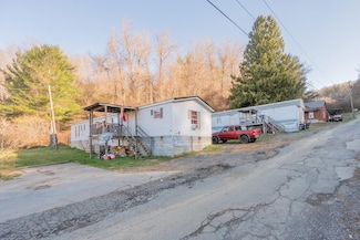 4 Units Thomason Ln Galax, Galax, VA 24333