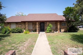 410 S 16th St, Raymondville, TX 78580
