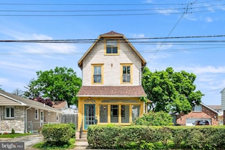 322 Ridley Ave, Folsom, PA 19033