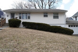 39 Glenwood St, Albany, NY 12208