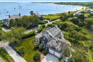 88 Champlain Rd, Chatham, MA 02633