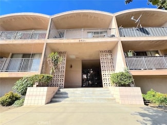 8421 Lindley Ave, Los Angeles, CA 91325