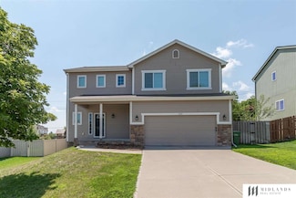 1605 Old Gaelic St, Bellevue, NE 68123