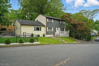 52 Condict Rd, Landing, NJ 07850