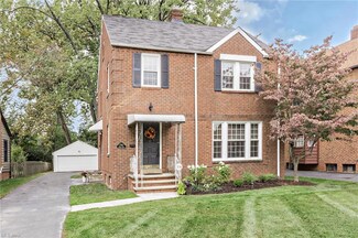 2344 Ashurst Rd, University Heights, OH 44118