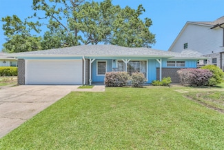 6430 Lindyann Ln, Houston, TX 77008