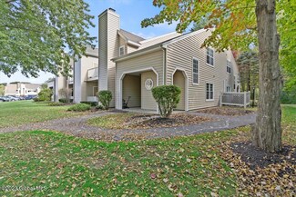 1922 Hampton Place Blvd, Troy, NY 12180