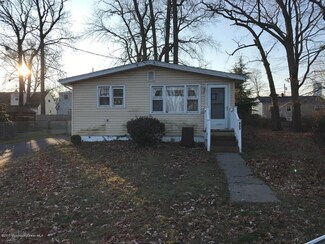 855 Brookside Ave, Keyport, NJ 07735
