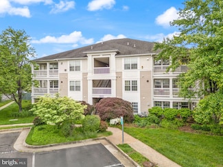 8075 Lacy Dr Unit 303, Manassas, VA 20109