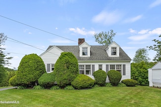44 Jason St, Pittsfield, MA 01201
