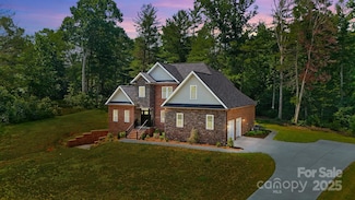 5943 Vintage Ct, Granite Falls, NC 28630