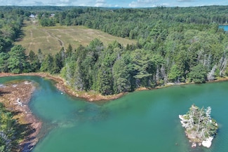 95 Cushing Rd, Friendship, ME 04547