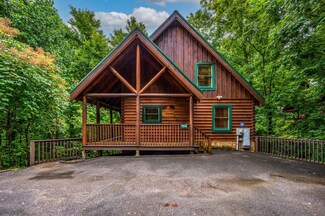 709 Ridgewood Way, Pigeon Forge, TN 37863