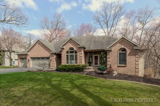 8040 Therese Ct SE Unit 89, Caledonia, MI 49316