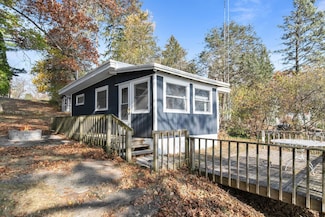 N4830 N Lakeshore Dr, Princeton, WI 54968