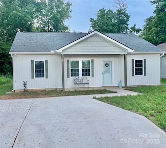 132 Swimmers Ln, Salisbury, NC 28146