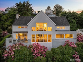1667 E Boston Terrace, Seattle, WA 98112