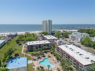 2046 Beach Blvd Unit 325, Biloxi, MS 39531