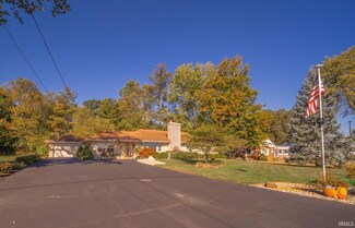5905 N Shaffer Rd, Muncie, IN 47303