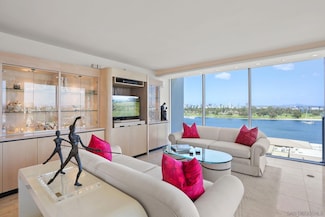 1810 Avenida Del Mundo Unit 703, Coronado, CA 92118