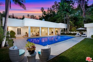 1166 San Ysidro Dr, Beverly Hills, CA 90210