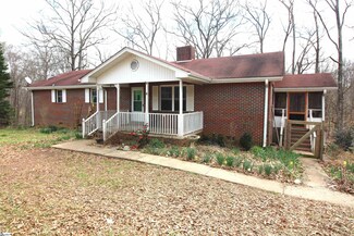 293 Zimmerman Lake Rd, Spartanburg, SC 29306