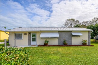 425 Easy St, Sebastian, FL 32958