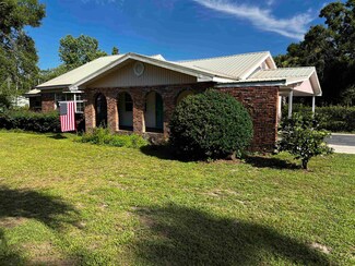 139 E Center St, Perry, FL 32348