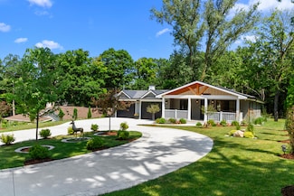 W4472 S Lakeshore Dr, Lake Geneva, WI 53147